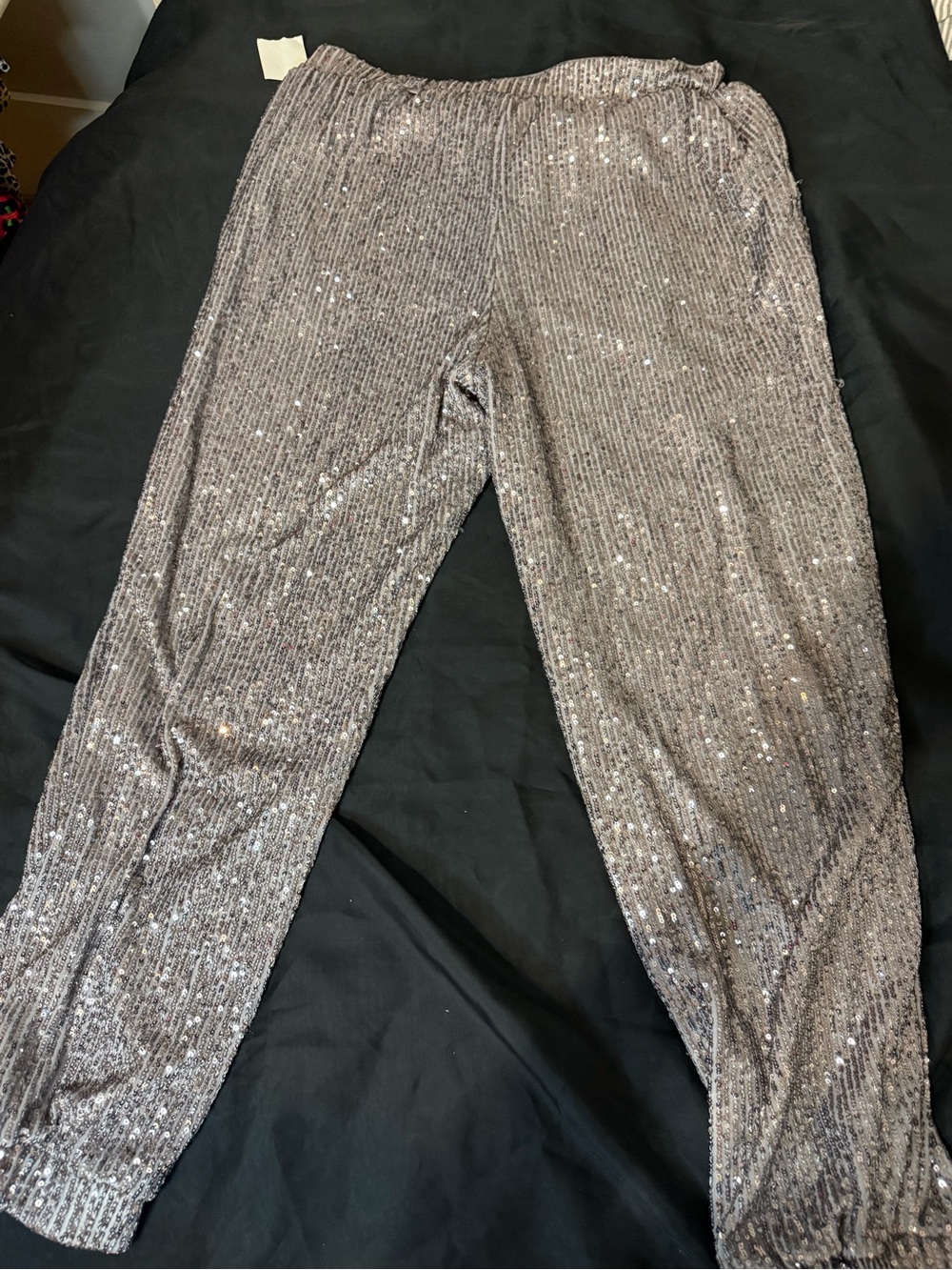 Vince Camuto Silver Sequin Leggings